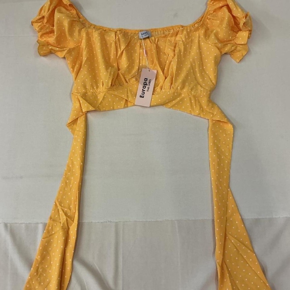 Brand new with tags Europa‎ crop top